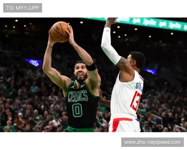 凯尔特人第三节轰43分逆转快船,塔图姆缺阵布朗扛旗 凯尔特人第三节轰43分逆转快船,塔图姆缺阵布朗扛旗