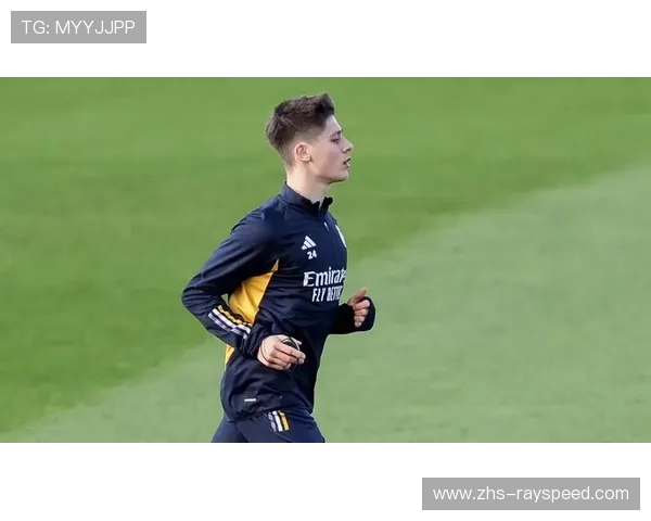 居莱尔右路传中精准制导，土耳其新星欧冠助攻显潜力